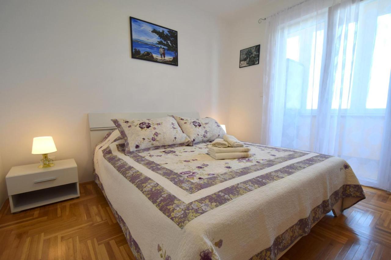 Apartment Lucy Малинска Екстериор снимка
